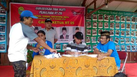Jalan Sehat Dan Pemilihan RT 05 Dusun Krobokan